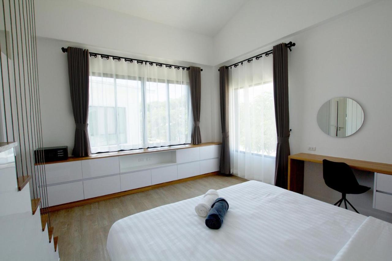 Happy Family Villa Phuket Exterior photo